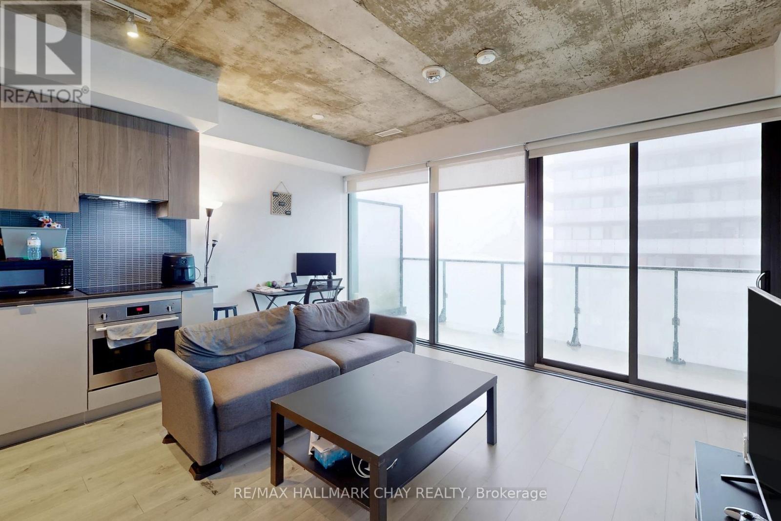 3305 - 161 Roehampton Avenue, Toronto (Mount Pleasant West), Ontario  M4P 1P9 - Photo 7 - C12875466