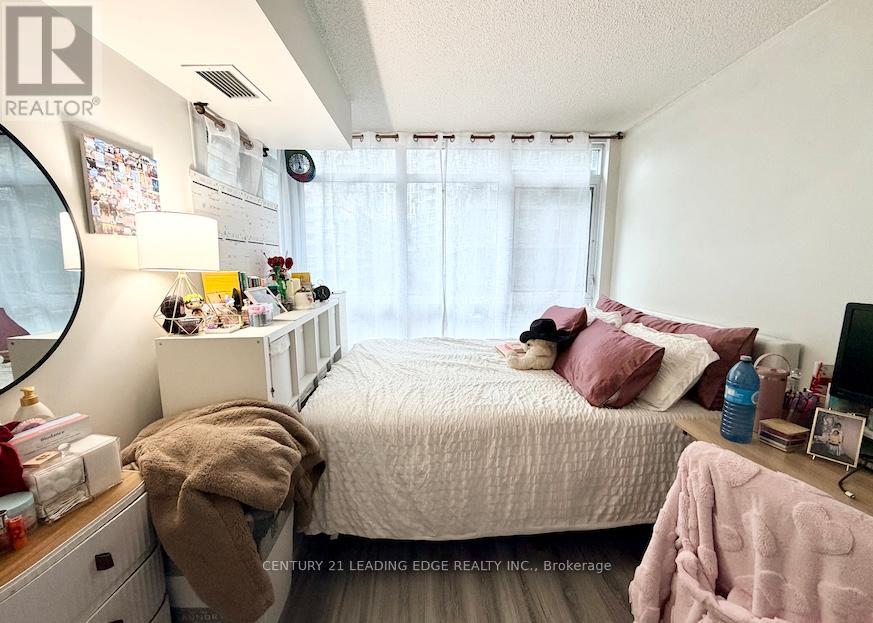 526 - 10 Capreol Court, Toronto (Waterfront Communities), Ontario  M5V 4B3 - Photo 14 - C12875500