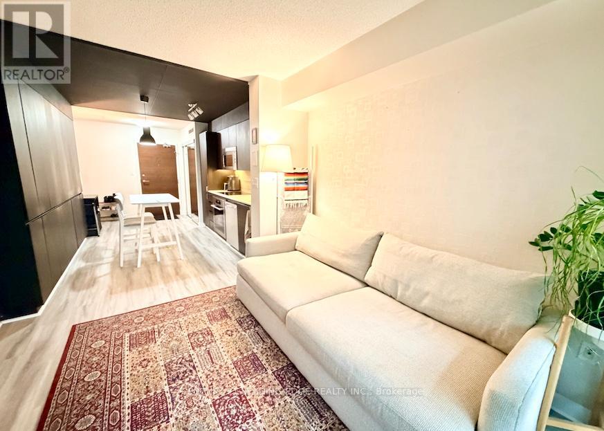 526 - 10 Capreol Court, Toronto (Waterfront Communities), Ontario  M5V 4B3 - Photo 21 - C12875500