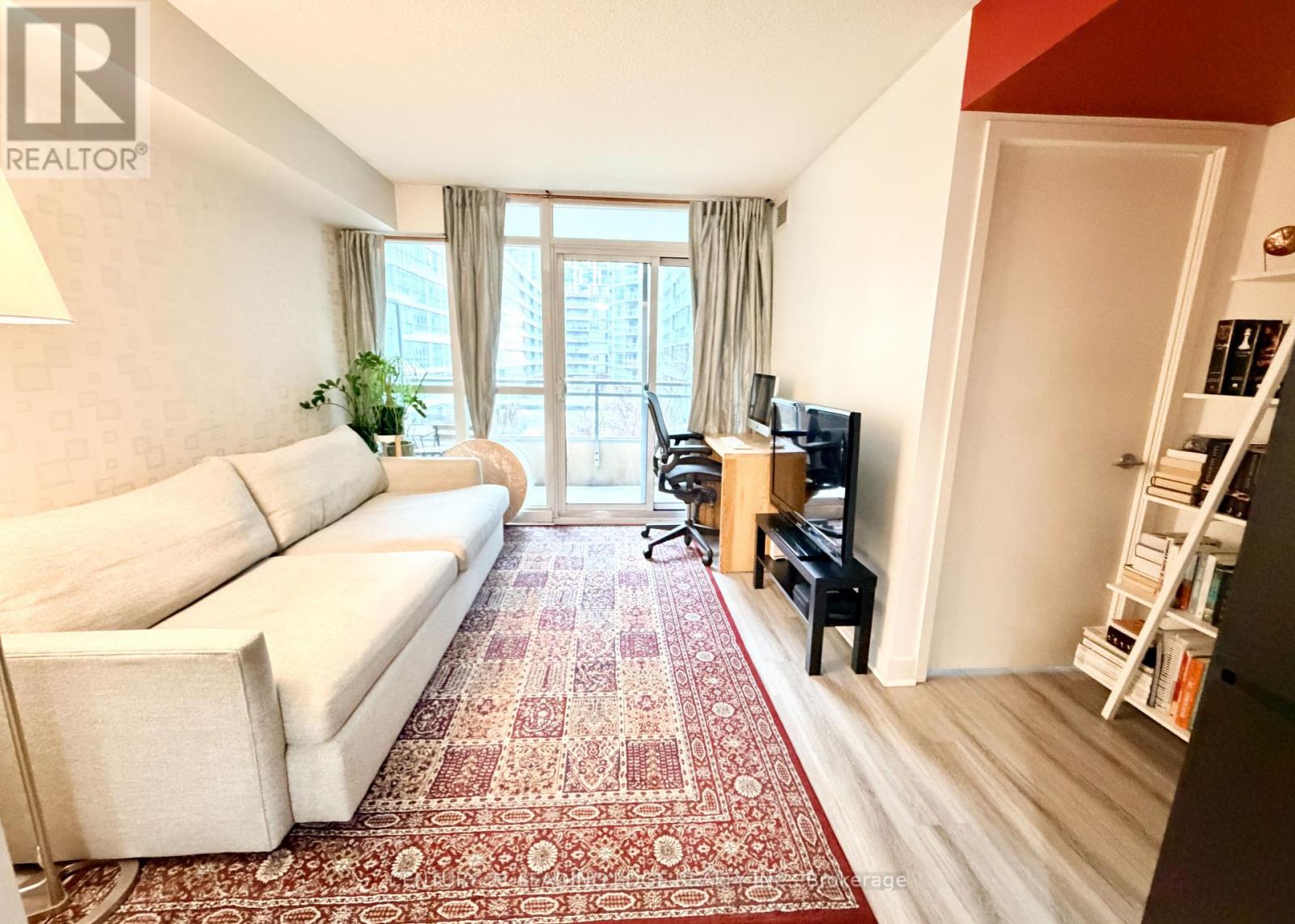 526 - 10 Capreol Court, Toronto (Waterfront Communities), Ontario  M5V 4B3 - Photo 22 - C12875500