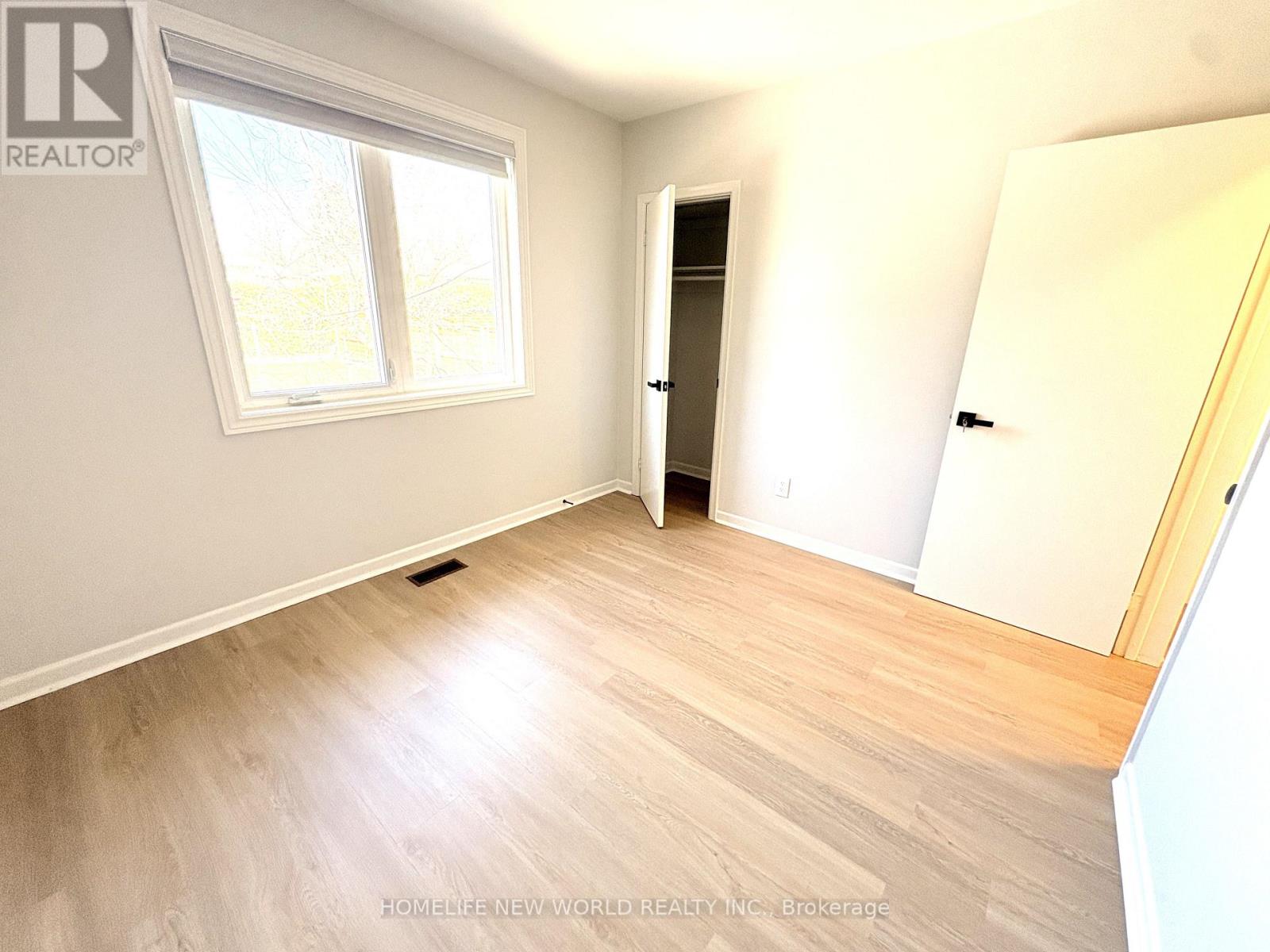 Main - 98 Newton Drive, Toronto (Newtonbrook East), Ontario  M2M 2N1 - Photo 13 - C12875580