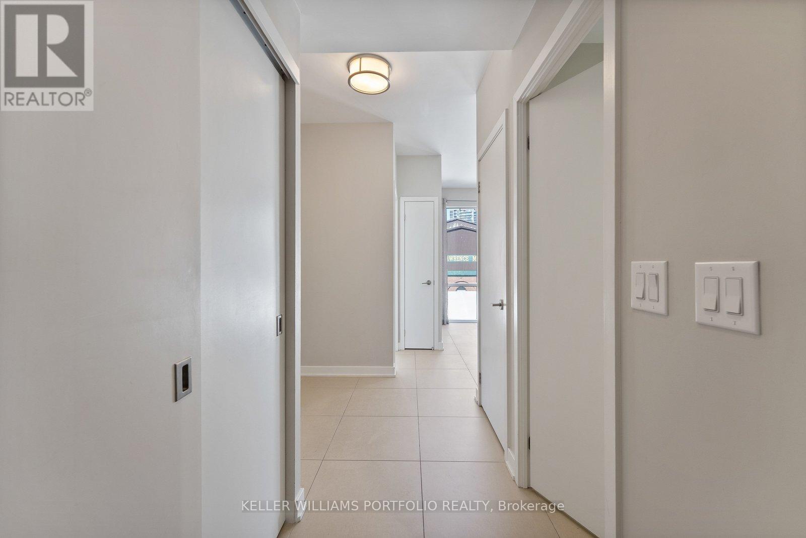 404 - 3 Market Street, Toronto (Waterfront Communities), Ontario  M5E 0A3 - Photo 2 - C12875626