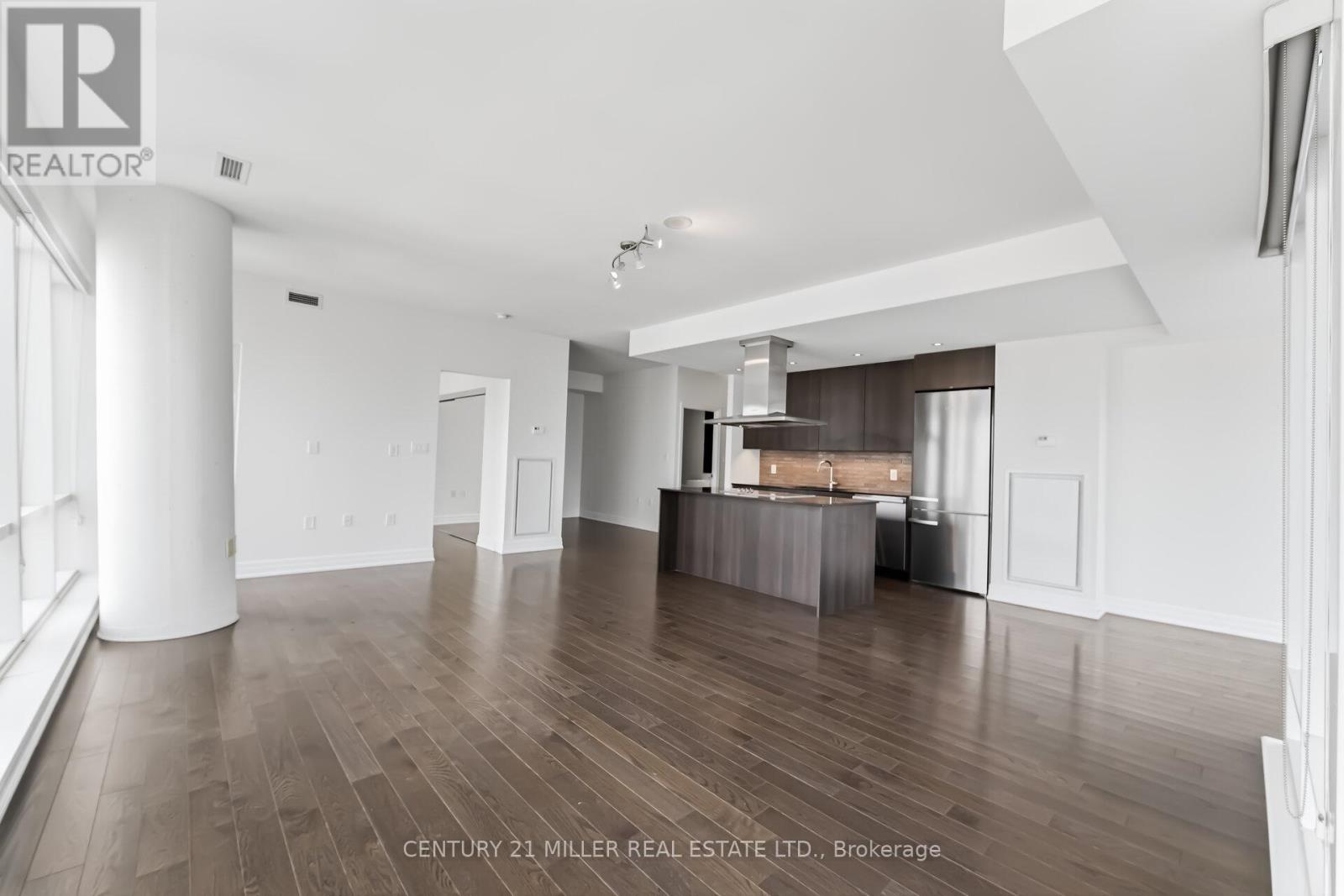 3705 - 8 The Esplanade, Toronto (Waterfront Communities), Ontario  M5E 0A6 - Photo 17 - C12875682