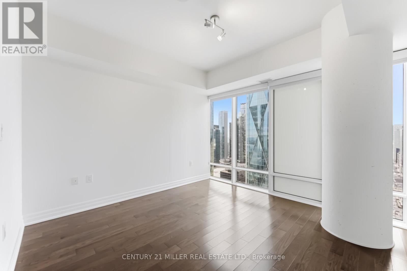 3705 - 8 The Esplanade, Toronto (Waterfront Communities), Ontario  M5E 0A6 - Photo 21 - C12875682