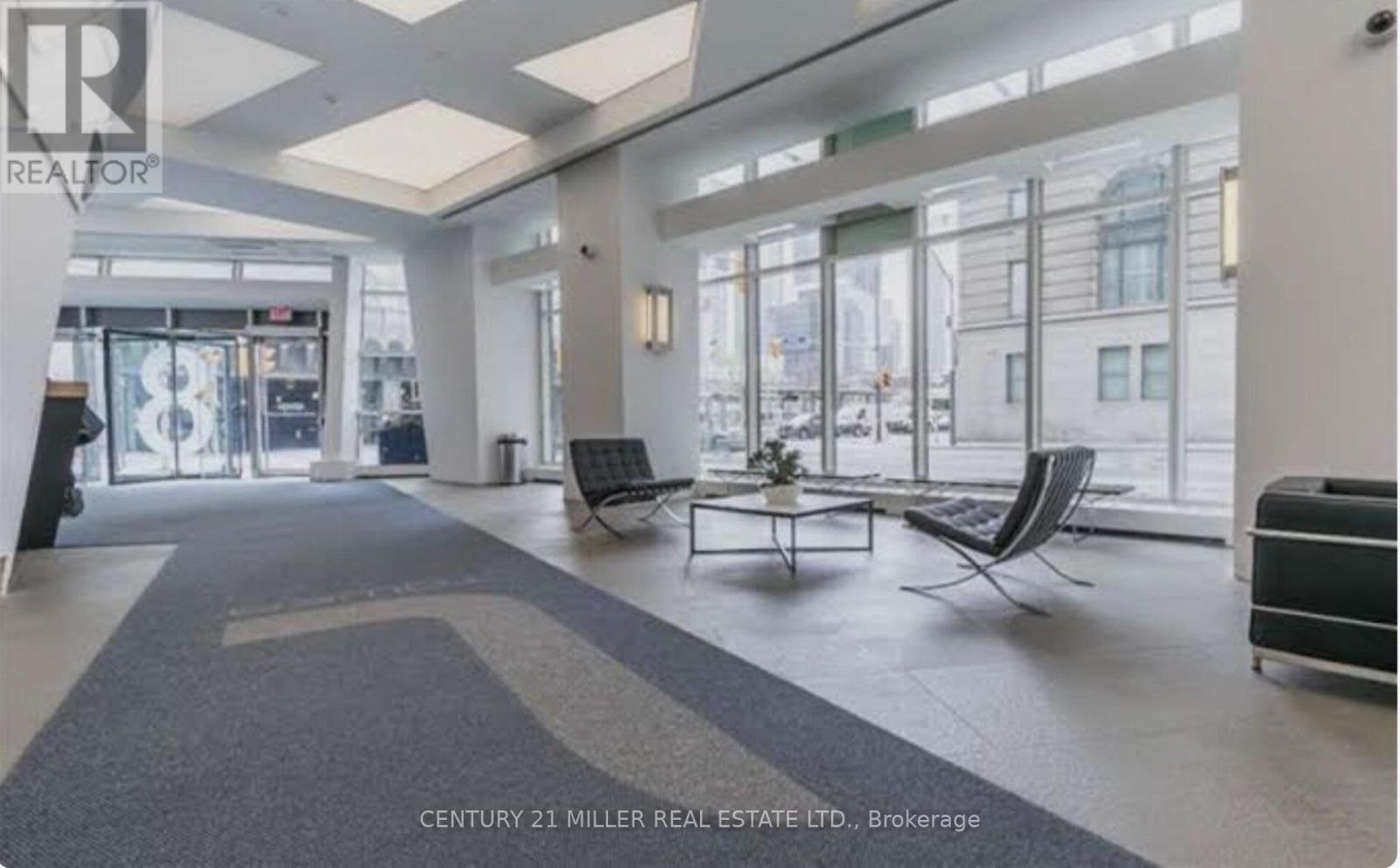 3705 - 8 The Esplanade, Toronto (Waterfront Communities), Ontario  M5E 0A6 - Photo 3 - C12875682