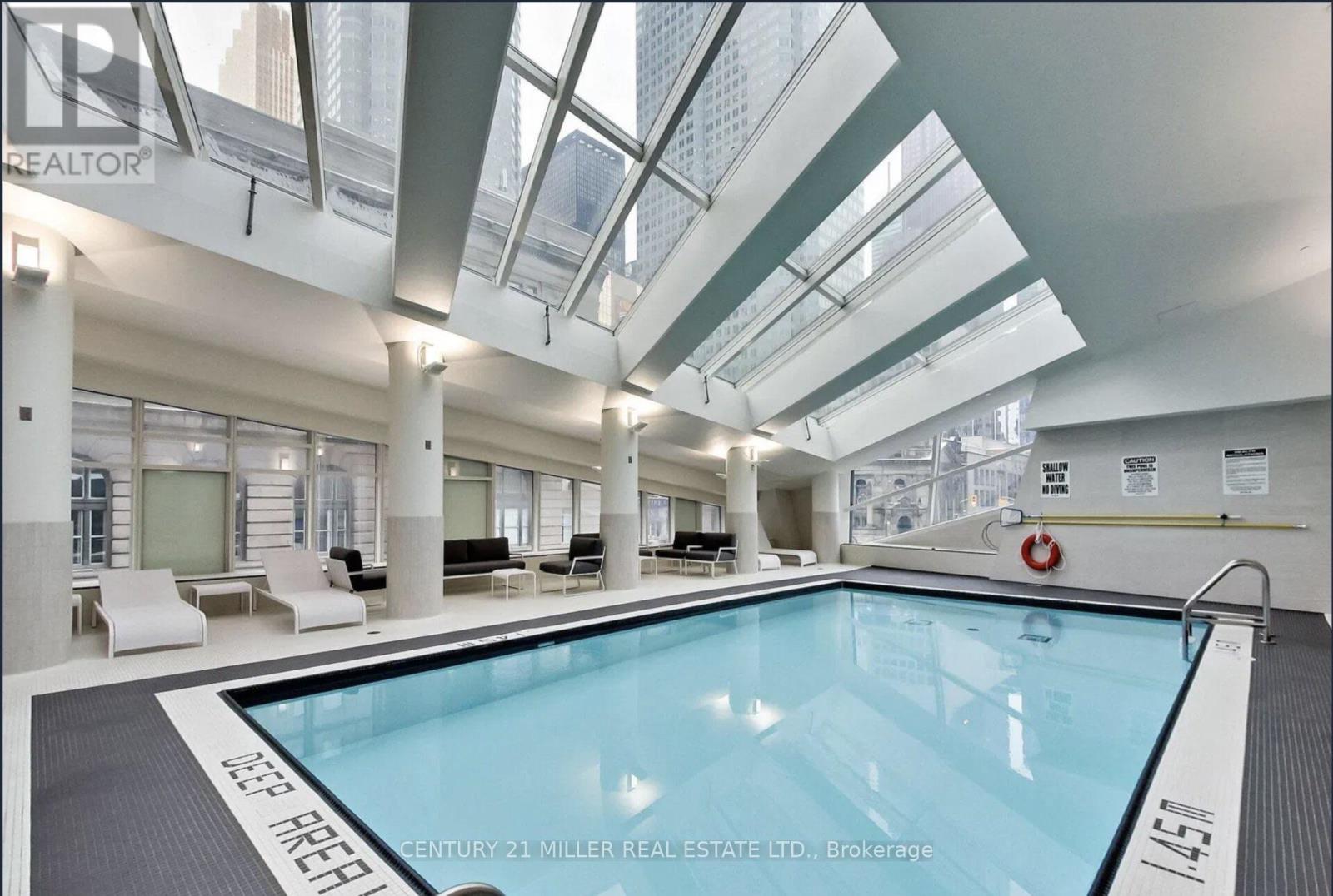 3705 - 8 The Esplanade, Toronto (Waterfront Communities), Ontario  M5E 0A6 - Photo 44 - C12875682