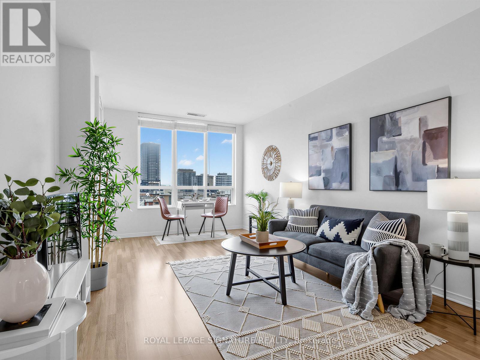 801 - 205 The Donway W, Toronto (Banbury-Don Mills), Ontario  M3B 3S5 - Photo 16 - C12875704