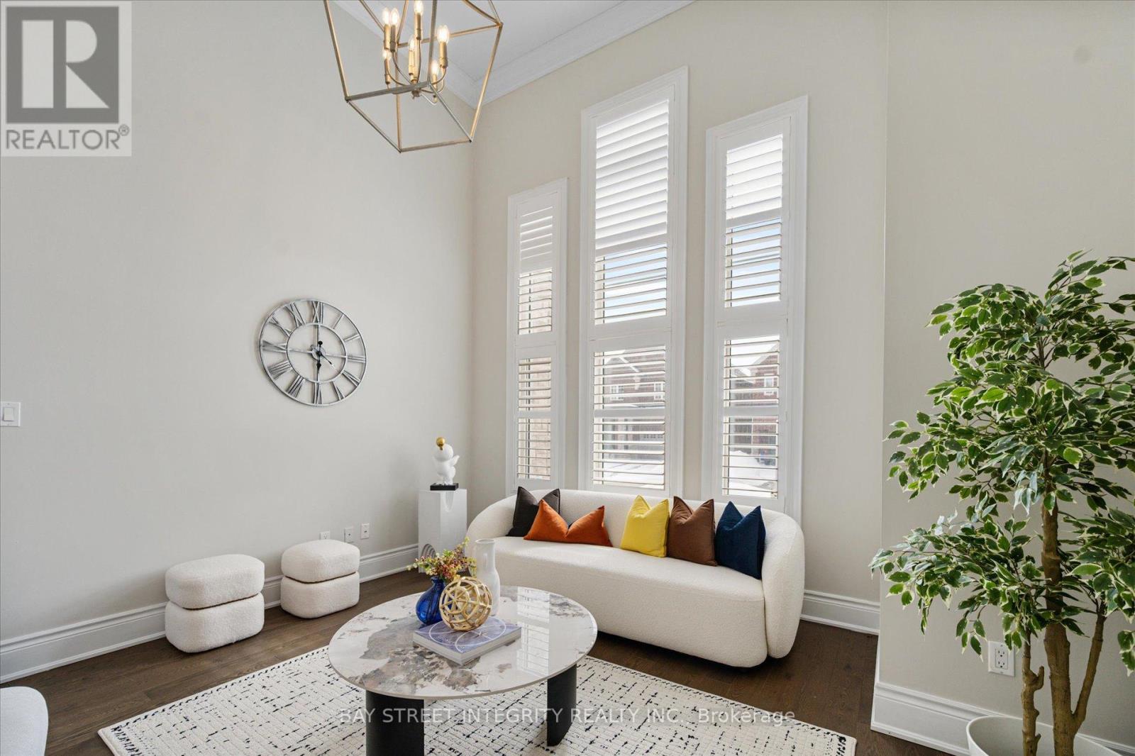 163 Abner Miles Drive, Vaughan, Ontario  L6A 4X4 - Photo 2 - N12830884