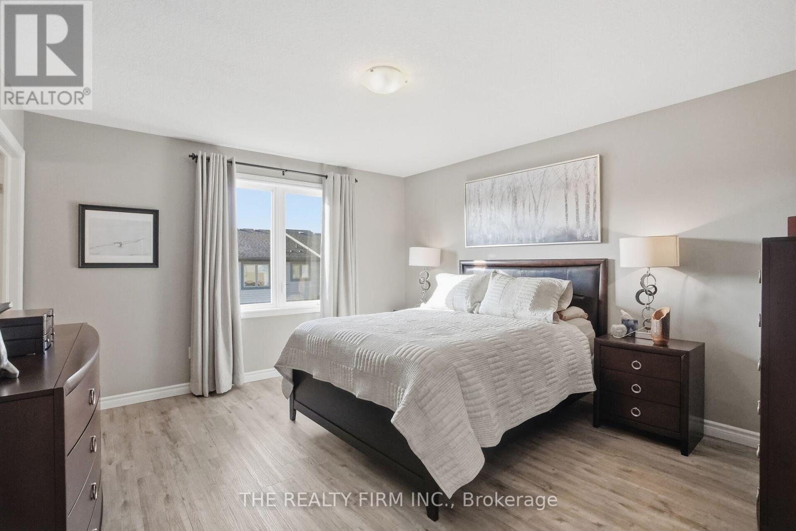 Photo 24 of 45 for 55 - 600 Hyde Park Road