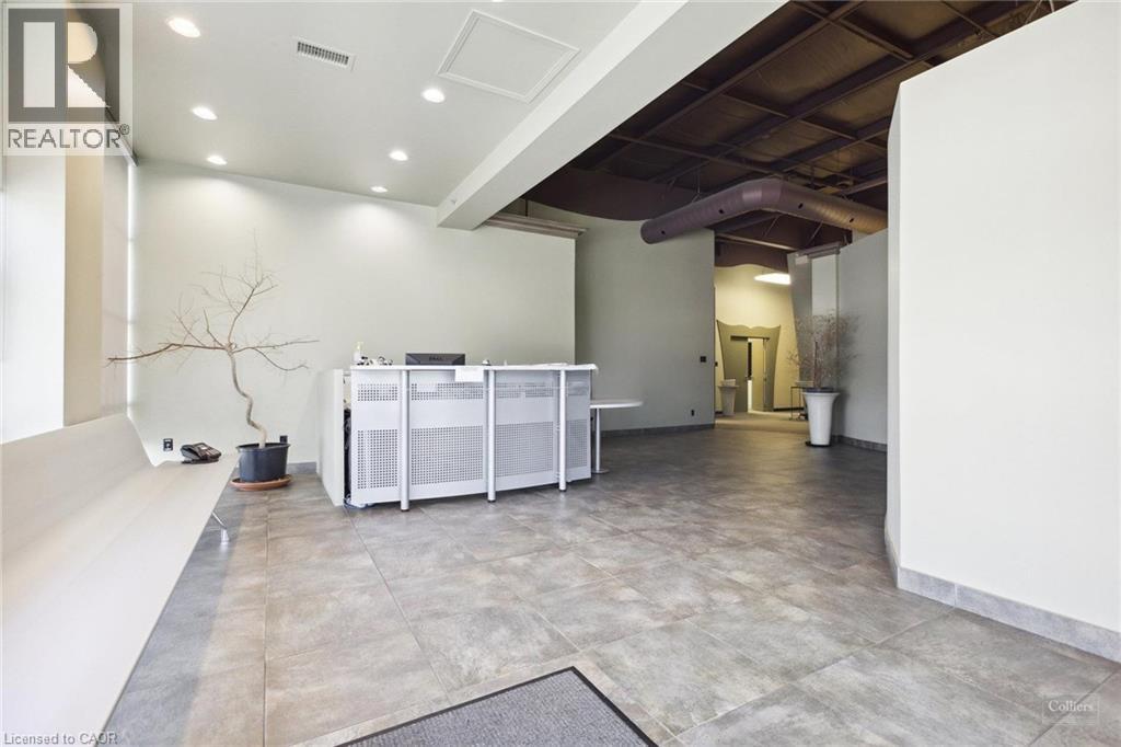 555 Barton Street, Stoney Creek, Ontario  L8E 5S1 - Photo 2 - 40811602