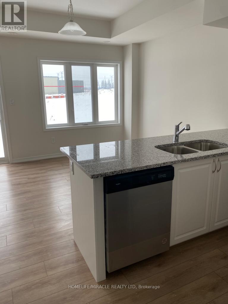 225 Danzatore Path, Oshawa, Ontario  L1L 0P9 - Photo 3 - E12875578