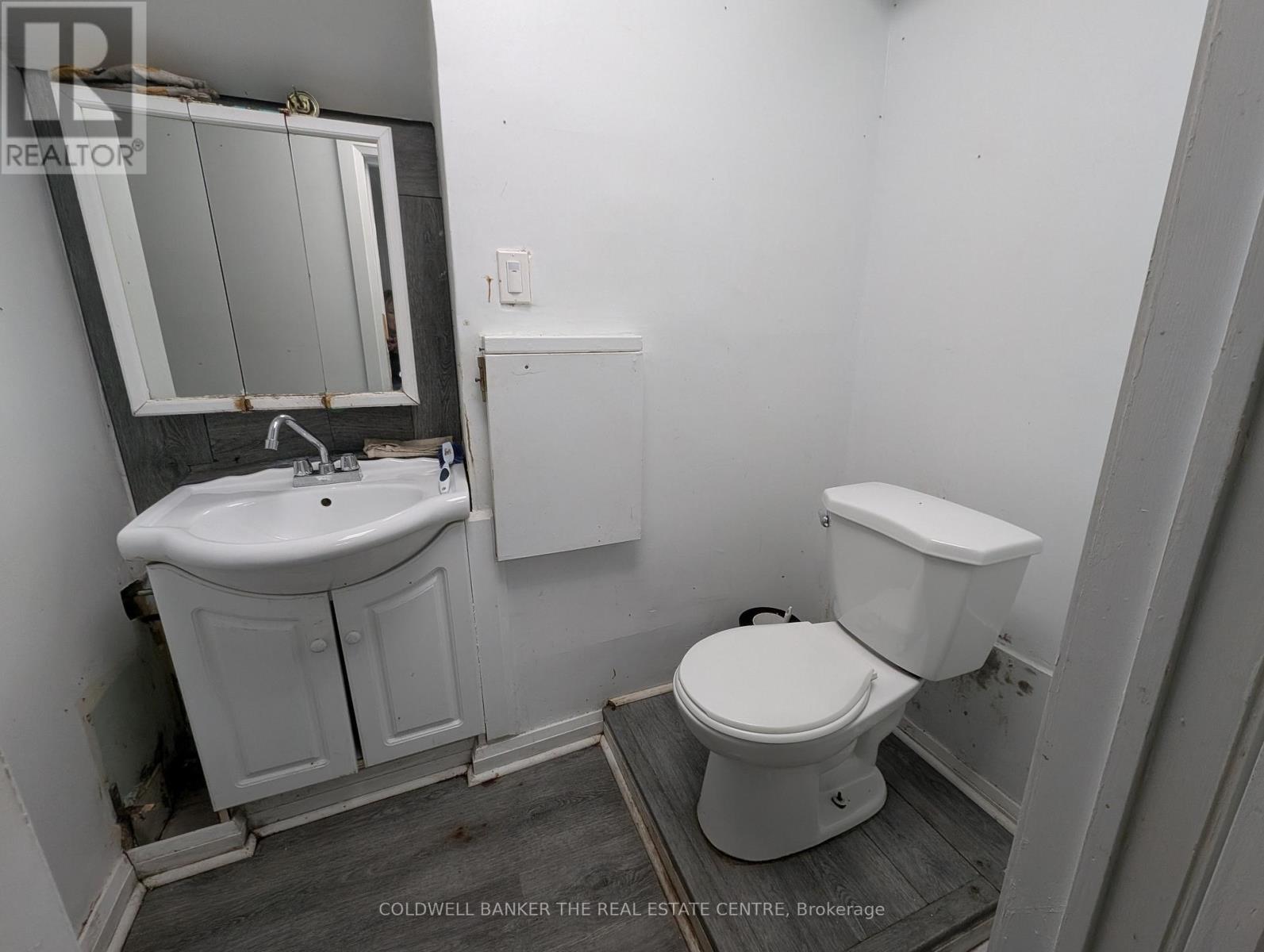 Lower Level - Bedroom #1 - 2823 Danforth Street, Toronto, Ontario  M4C 1M2 - Photo 10 - E12875614