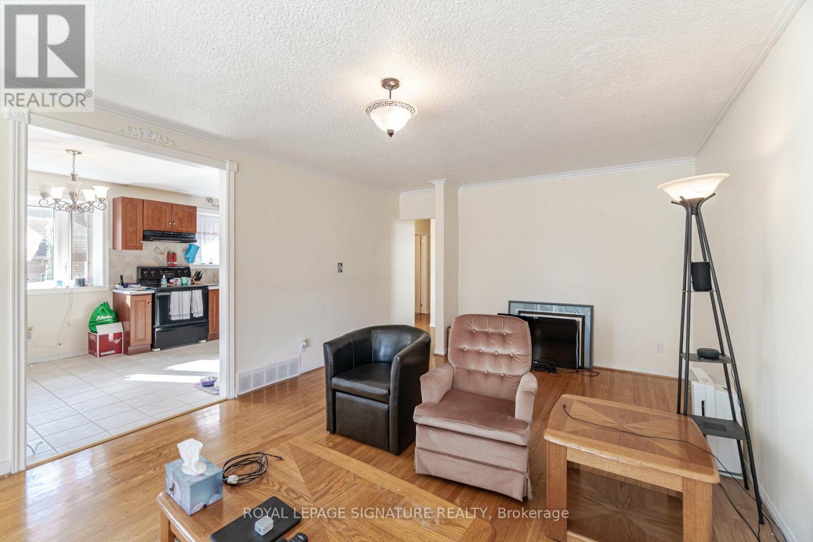 34 Ivan Road, Toronto, Ontario  M1C 1V2 - Photo 13 - E12875618