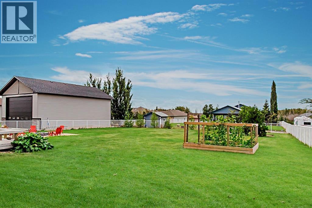 10626 Carriage Lane Drive, Rural Grande Prairie No. 1, Alberta  T8X 0G4 - Photo 5 - A2288643