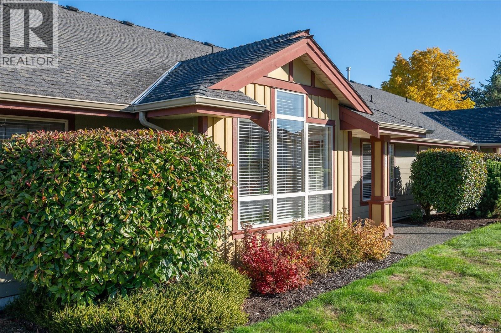 703 261 Mills St, Parksville, British Columbia