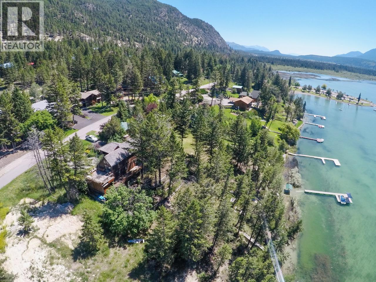 8397 Richardson Crescent, Canal Flats, British Columbia  V0B 1B0 - Photo 6 - 10361925