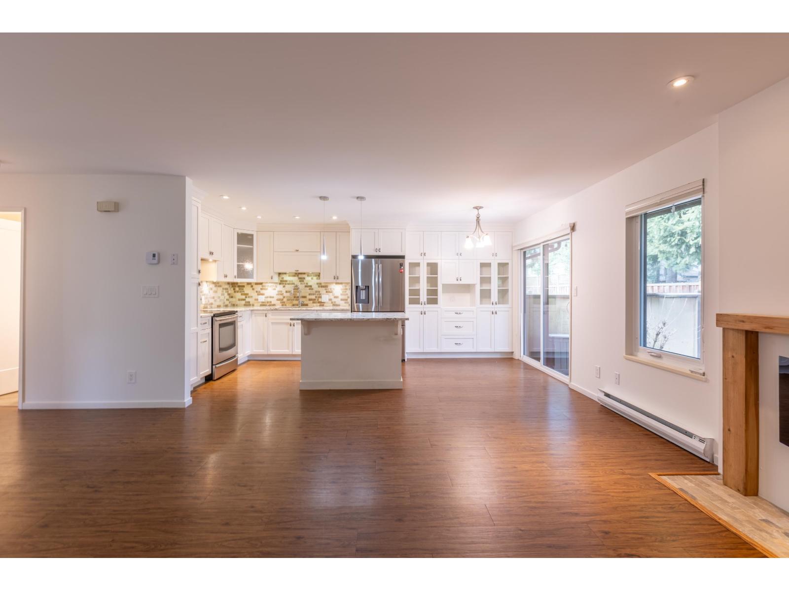 16 2998 Mouat Drive, Abbotsford, British Columbia  V2T 4E6 - Photo 4 - R3098565