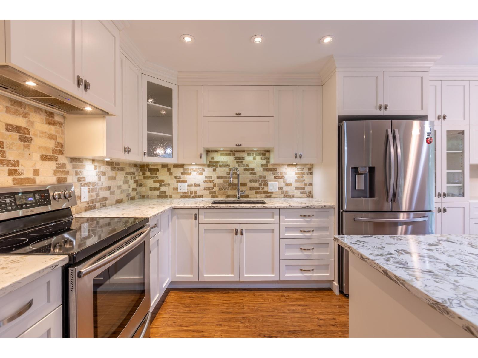 16 2998 Mouat Drive, Abbotsford, British Columbia  V2T 4E6 - Photo 11 - R3098565