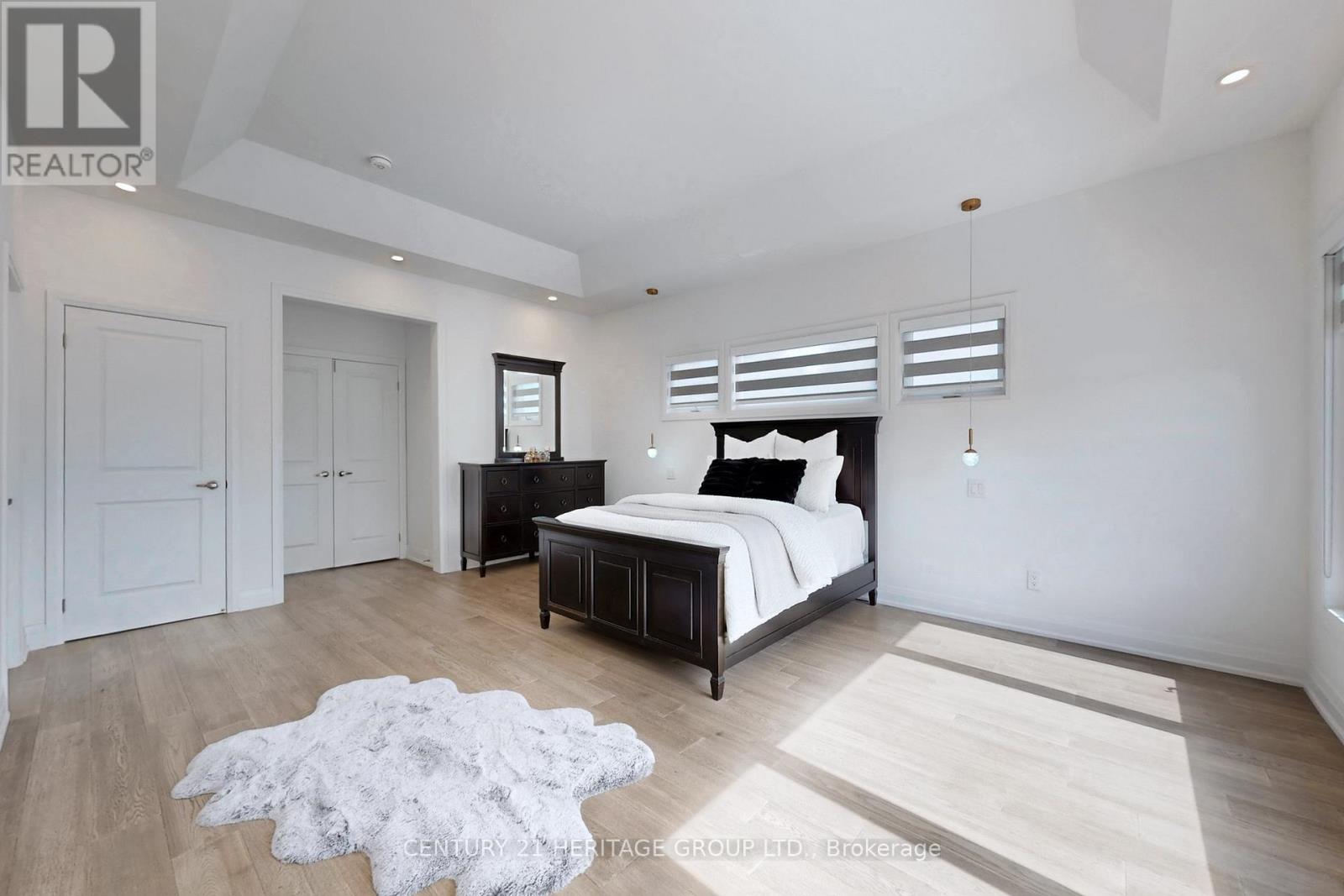 251 Oxford Street, Richmond Hill (Mill Pond), Ontario  L4C 7V7 - Photo 28 - N12875444