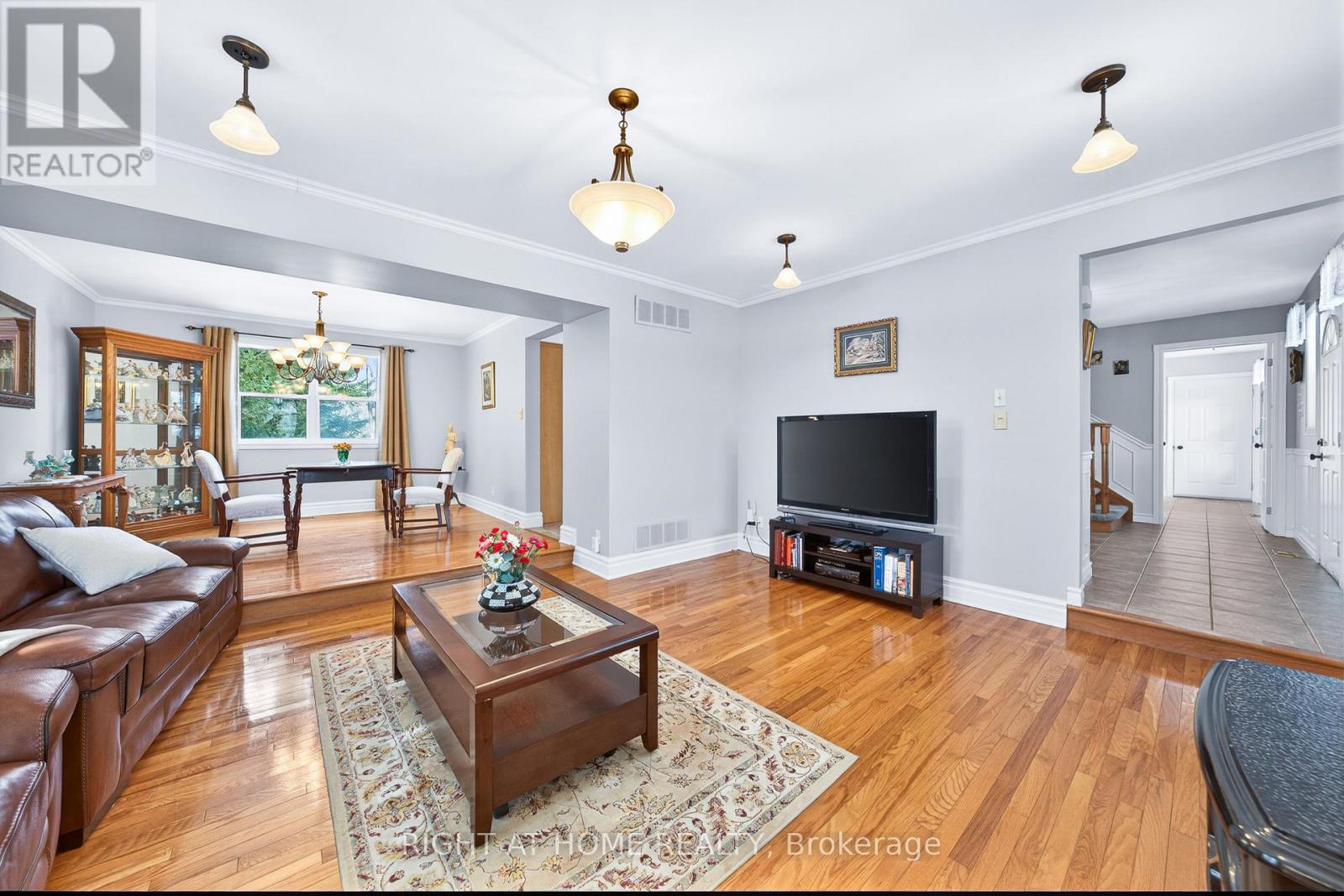 3338 Warnica Avenue, Innisfil, Ontario  L9S 2K9 - Photo 10 - N12875504