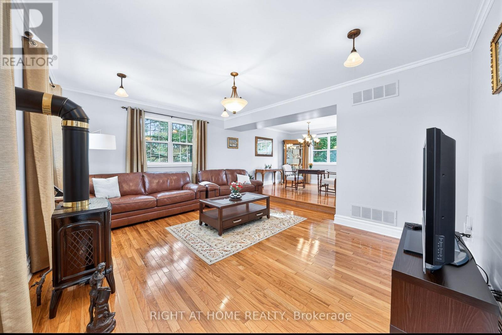 3338 Warnica Avenue, Innisfil, Ontario  L9S 2K9 - Photo 9 - N12875504