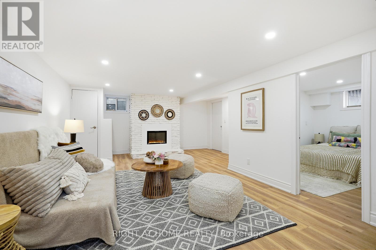 259 Glenwoods Avenue, Georgina, Ontario  L4P 2X1 - Photo 29 - N12875510