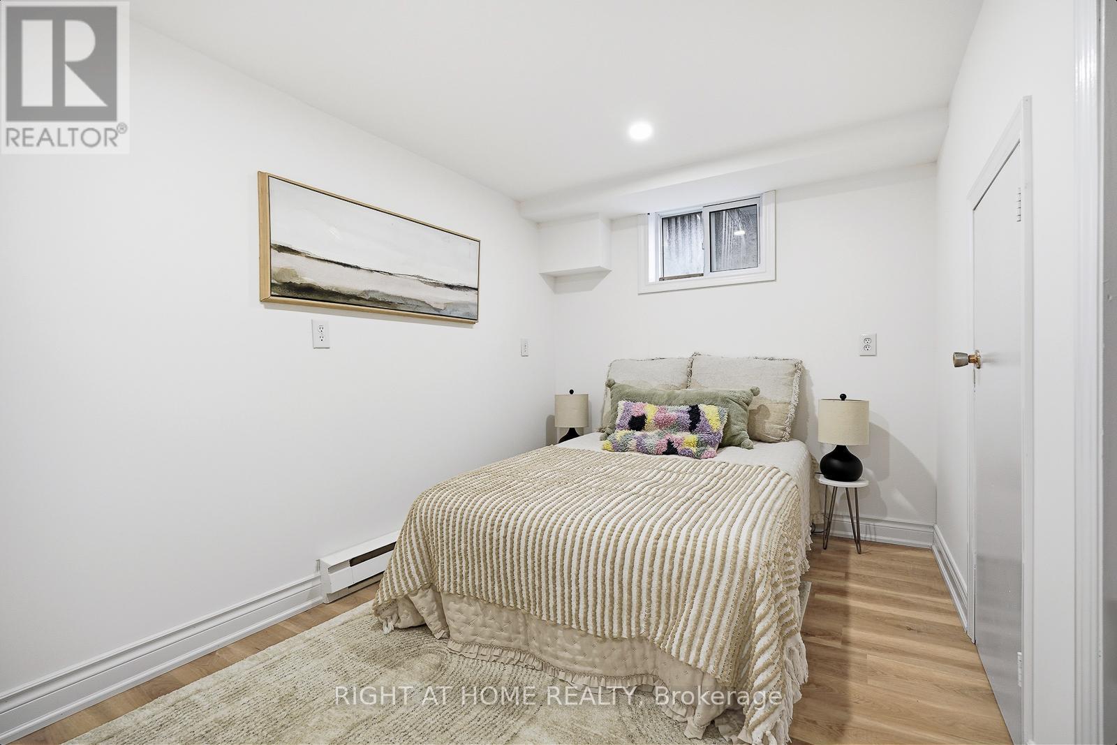 259 Glenwoods Avenue, Georgina, Ontario  L4P 2X1 - Photo 32 - N12875510