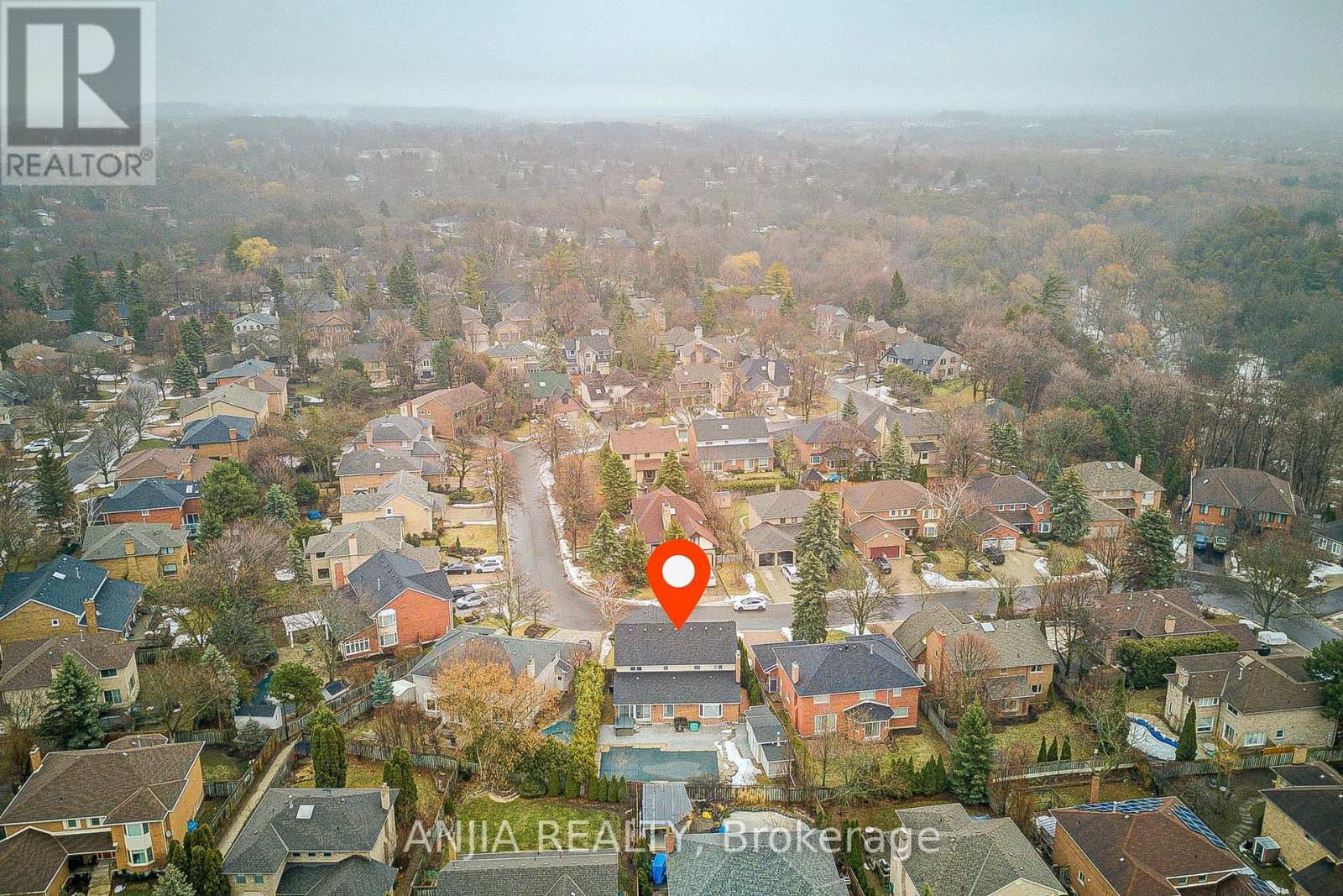 63 Reeve Drive, Markham, Ontario  L3P 6C2 - Photo 2 - N12875516