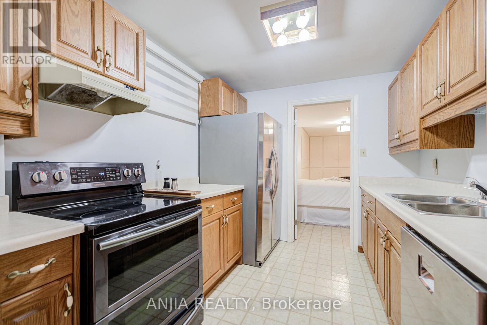 63 Reeve Drive, Markham, Ontario  L3P 6C2 - Photo 31 - N12875516