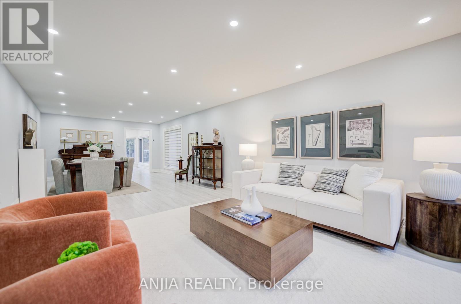 63 Reeve Drive, Markham, Ontario  L3P 6C2 - Photo 7 - N12875516