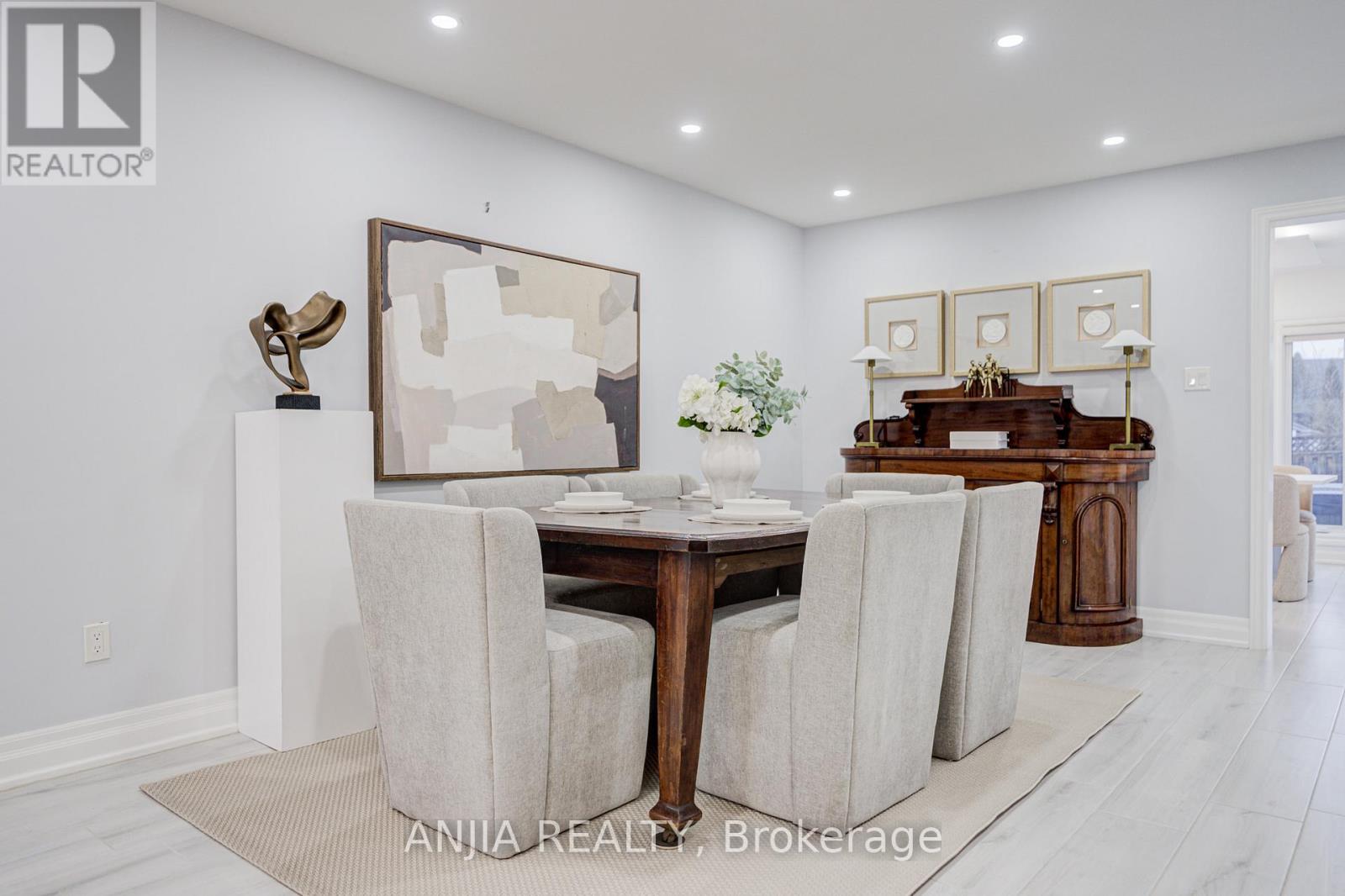 63 Reeve Drive, Markham, Ontario  L3P 6C2 - Photo 9 - N12875516