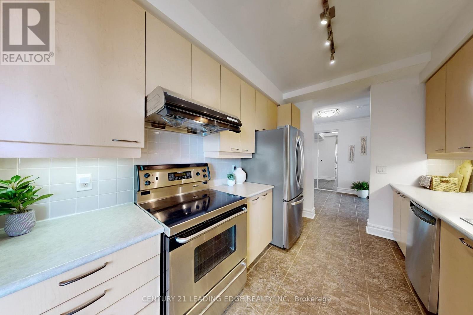 Lph9 - 62 Suncrest Boulevard, Markham, Ontario  L3T 7Y6 - Photo 13 - N12875528