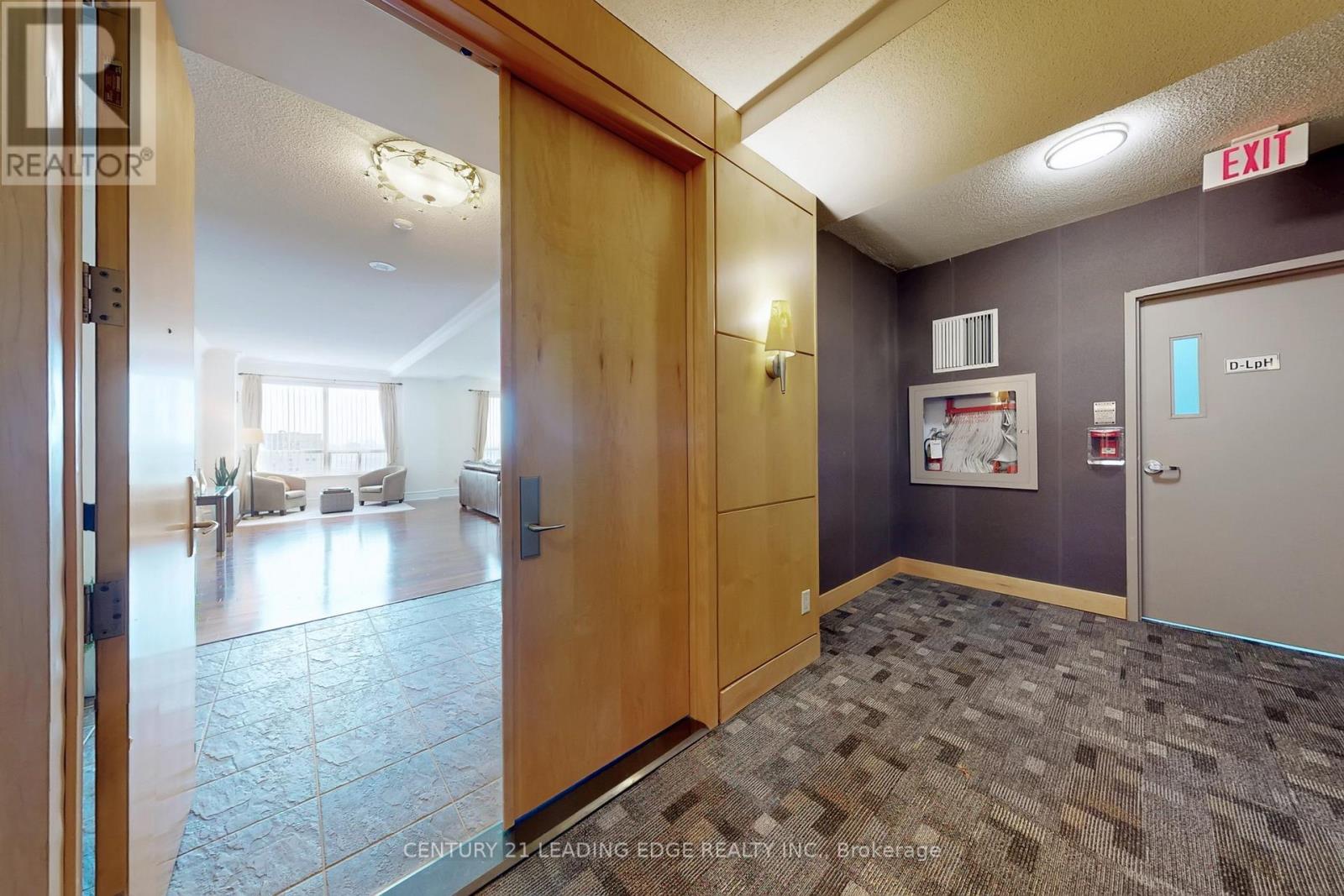 Lph9 - 62 Suncrest Boulevard, Markham, Ontario  L3T 7Y6 - Photo 35 - N12875528