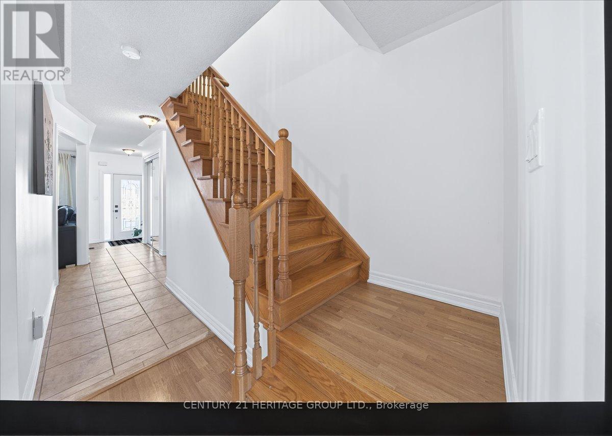 31 Kalvinster Drive, Markham, Ontario  L6B 0A7 - Photo 22 - N12875540