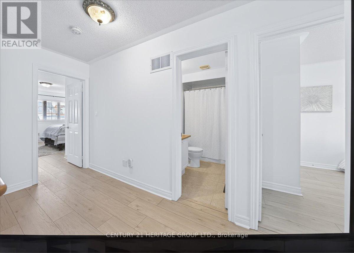 31 Kalvinster Drive, Markham, Ontario  L6B 0A7 - Photo 23 - N12875540