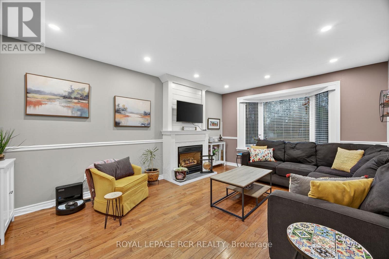 17 Pine Park Boulevard, Adjala-Tosorontio, Ontario  L0M 1J0 - Photo 7 - N12875582