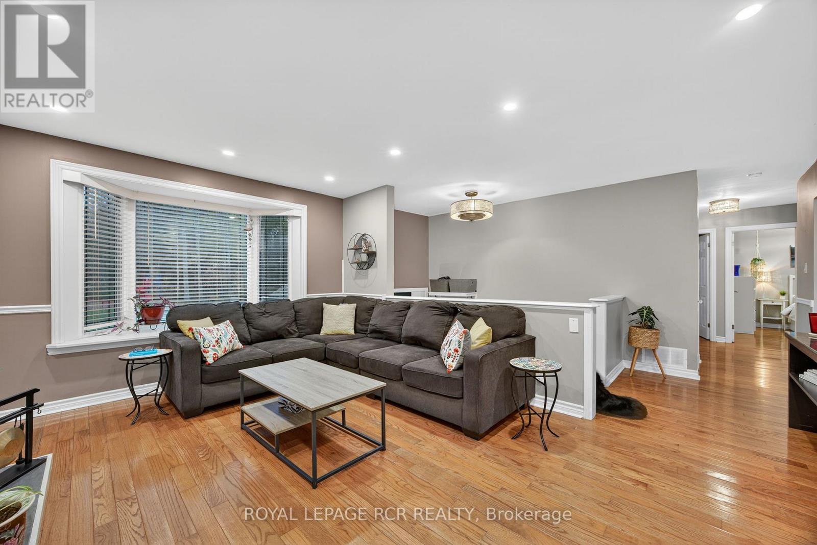 17 Pine Park Boulevard, Adjala-Tosorontio, Ontario  L0M 1J0 - Photo 9 - N12875582