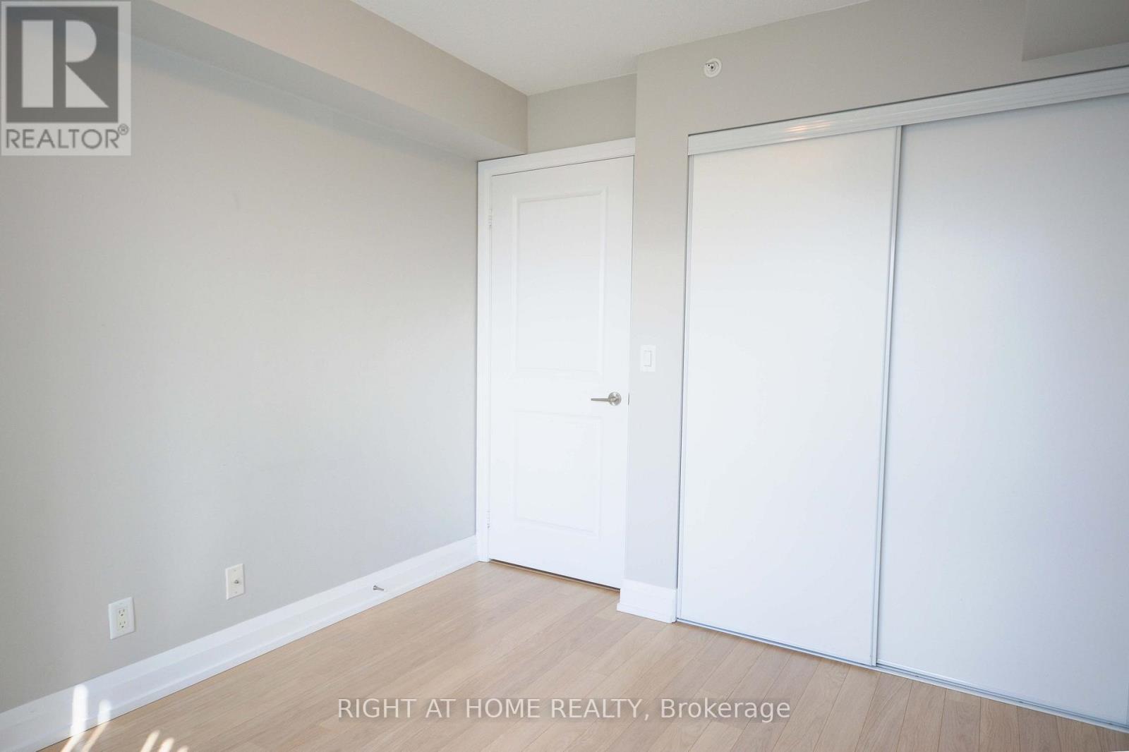 621 - 370 Highway 7 E, Richmond Hill, Ontario  L4B 0C4 - Photo 14 - N12875586