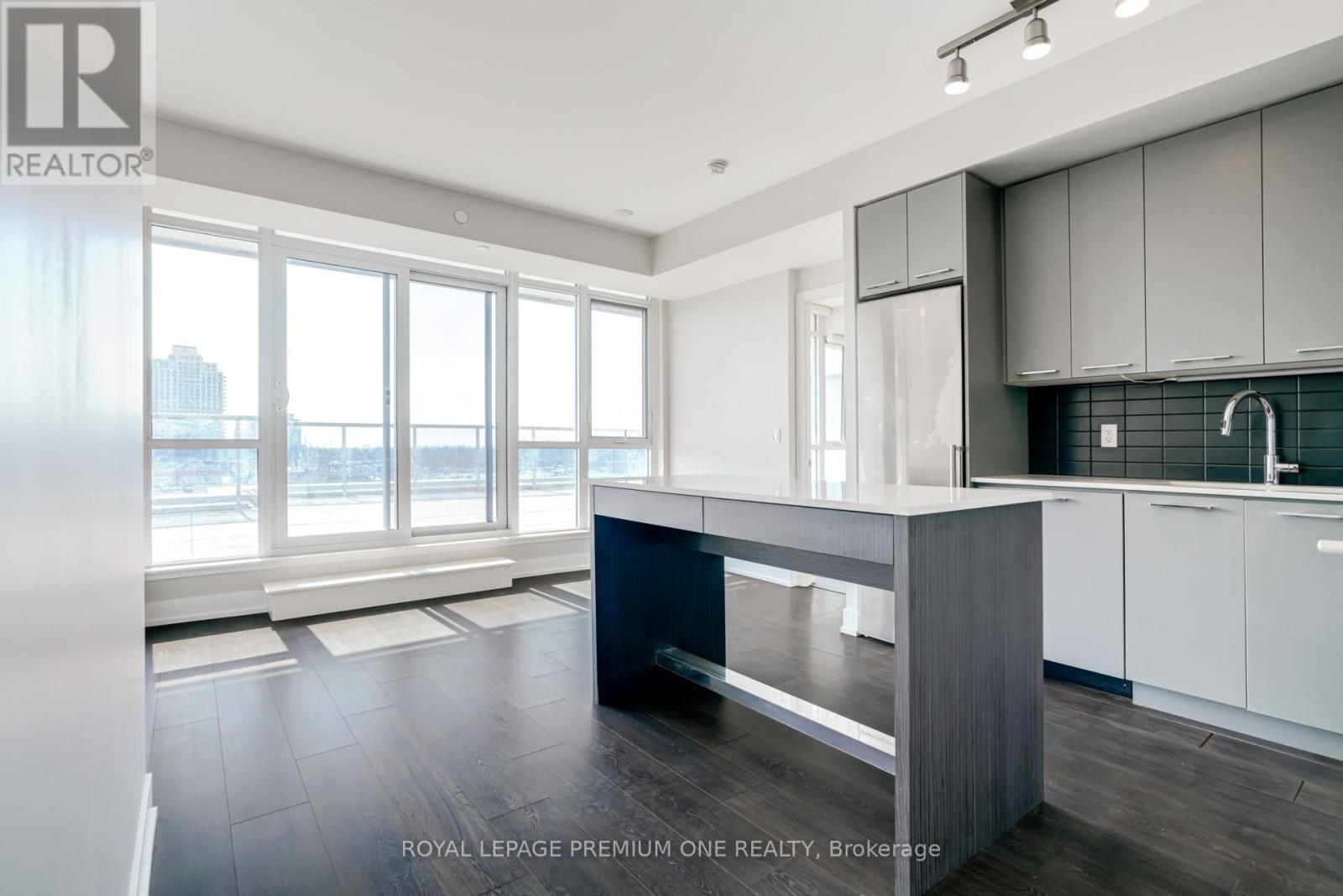 646 - 9471 Yonge Street, Richmond Hill, Ontario  L4C 0Z5 - Photo 7 - N12875598