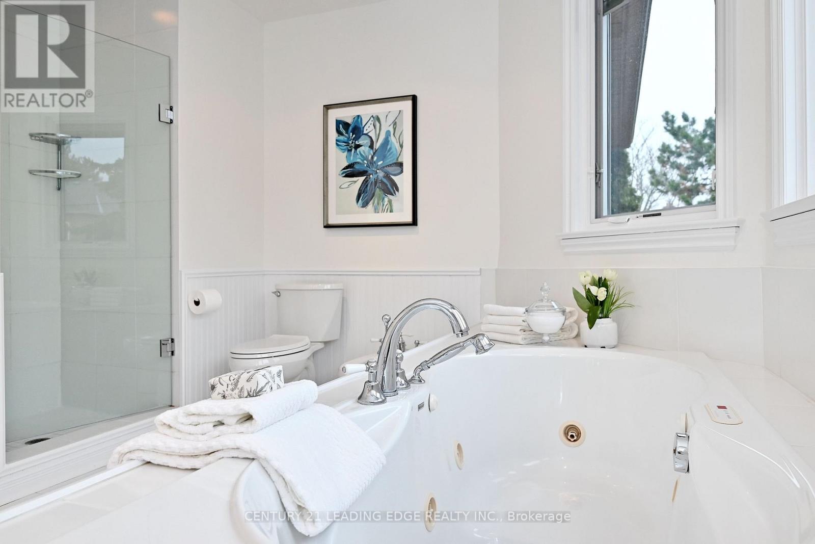 22 Amberwood Court, Markham, Ontario  L3R 9N1 - Photo 31 - N12875686