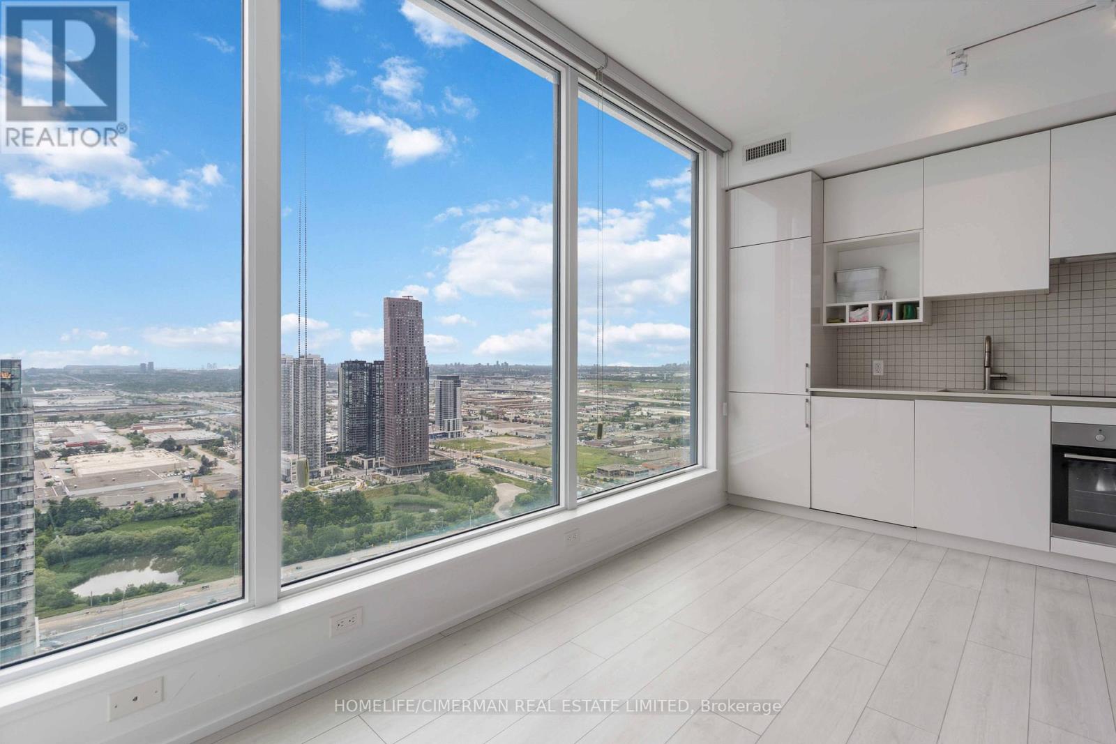 4502 - 5 Buttermill Avenue, Vaughan, Ontario  L4K 0J5 - Photo 9 - N12875696