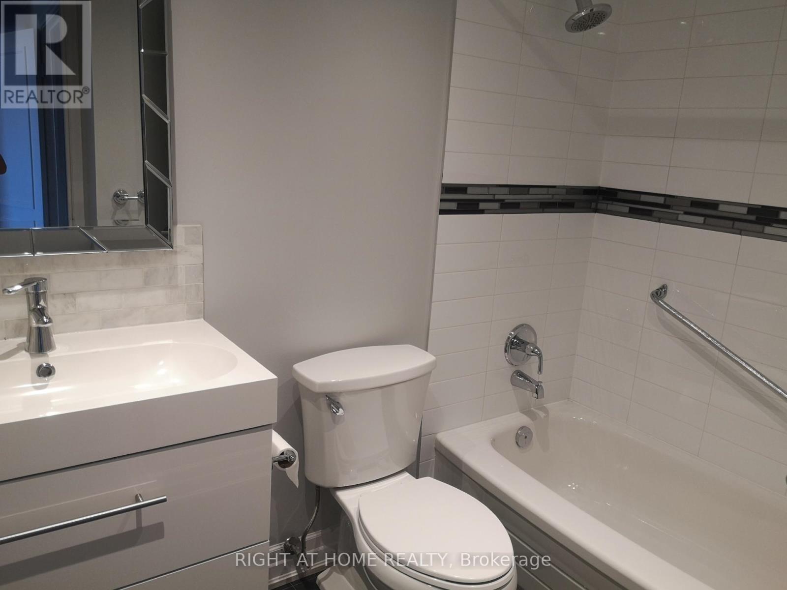1102 - 7440 Bathurst Street, Vaughan, Ontario  L4J 7K8 - Photo 21 - N12875720