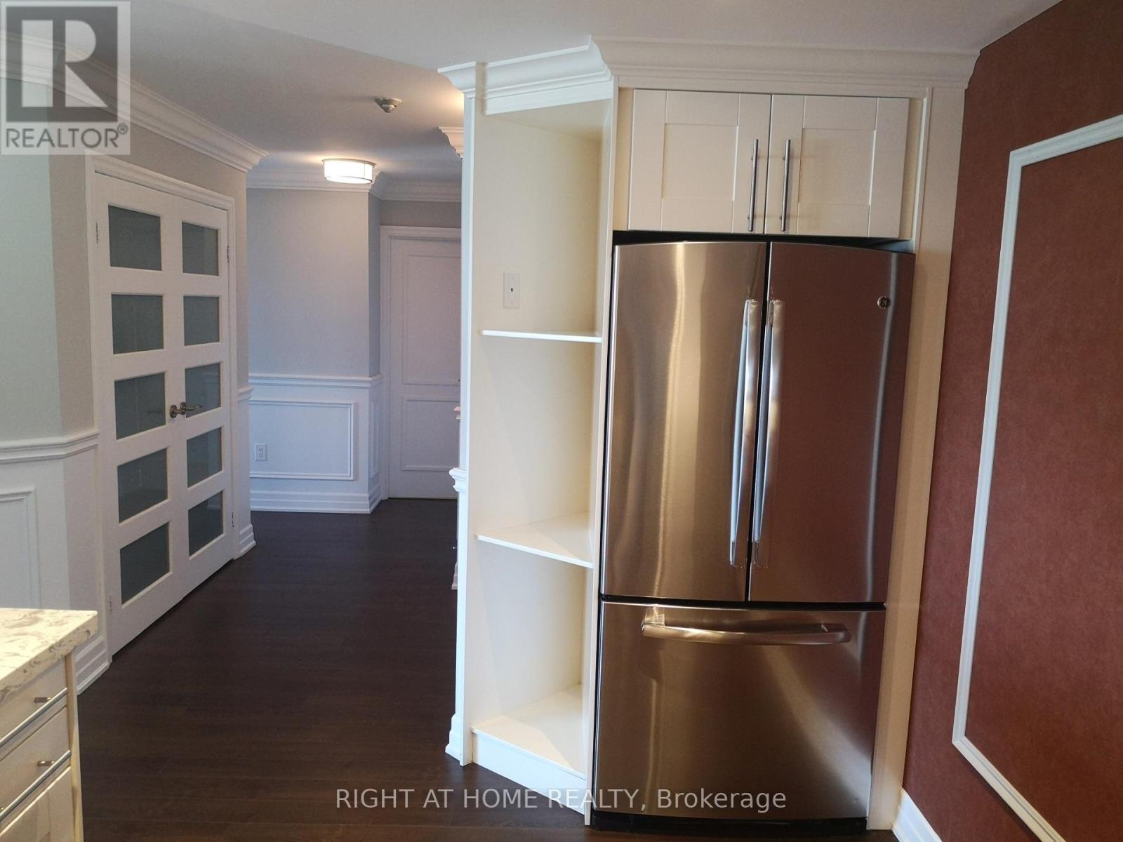 1102 - 7440 Bathurst Street, Vaughan, Ontario  L4J 7K8 - Photo 4 - N12875720