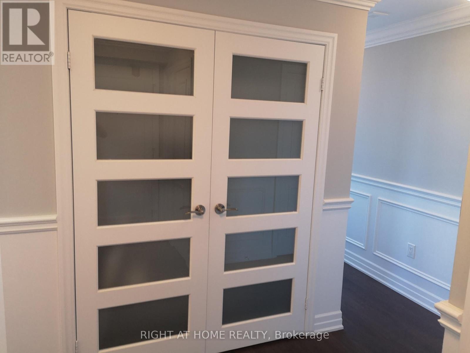 1102 - 7440 Bathurst Street, Vaughan, Ontario  L4J 7K8 - Photo 8 - N12875720