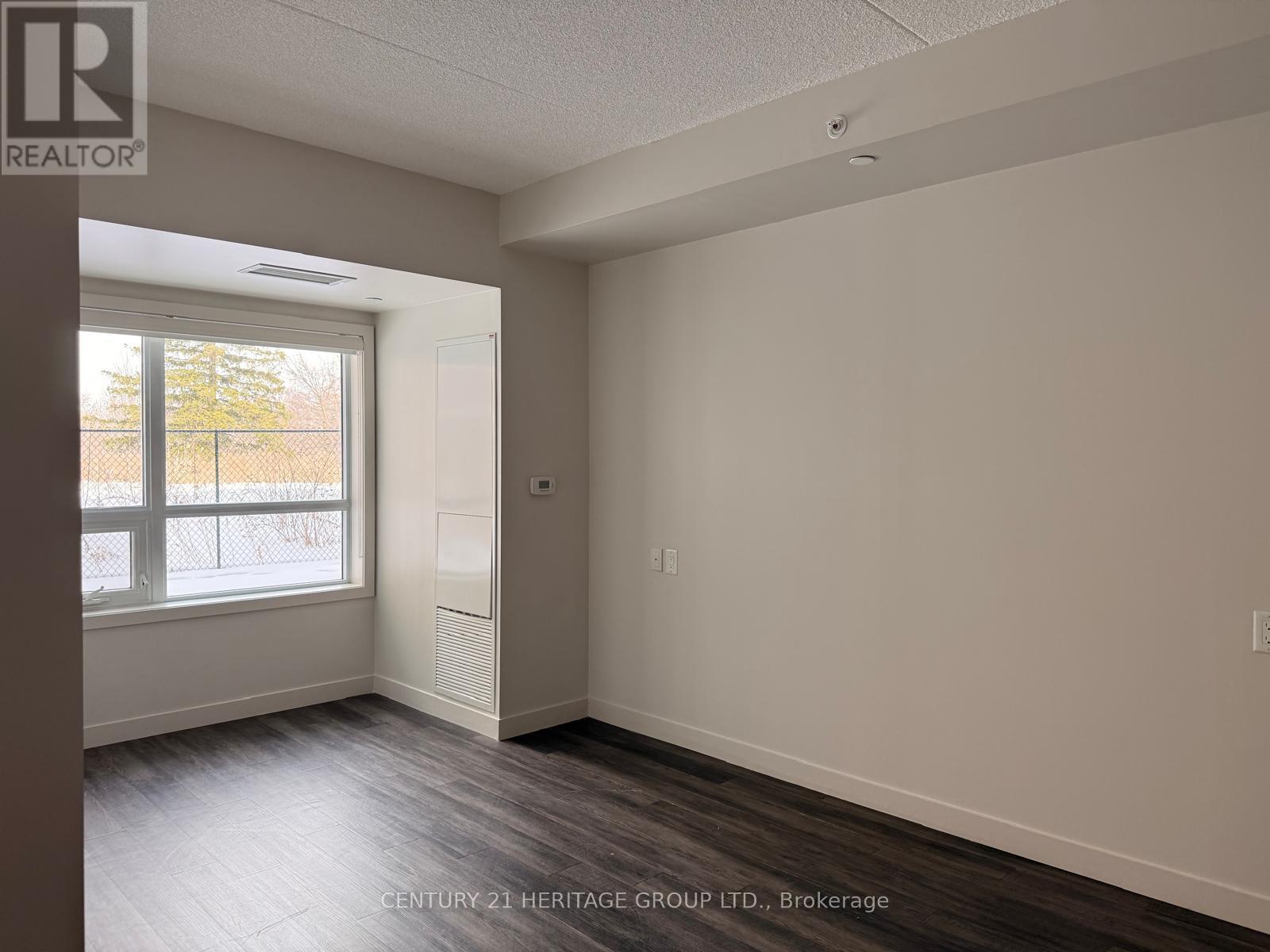 105 - 275 Woodbridge Avenue, Vaughan (West Woodbridge), Ontario  L4L 2T1 - Photo 7 - N12875732