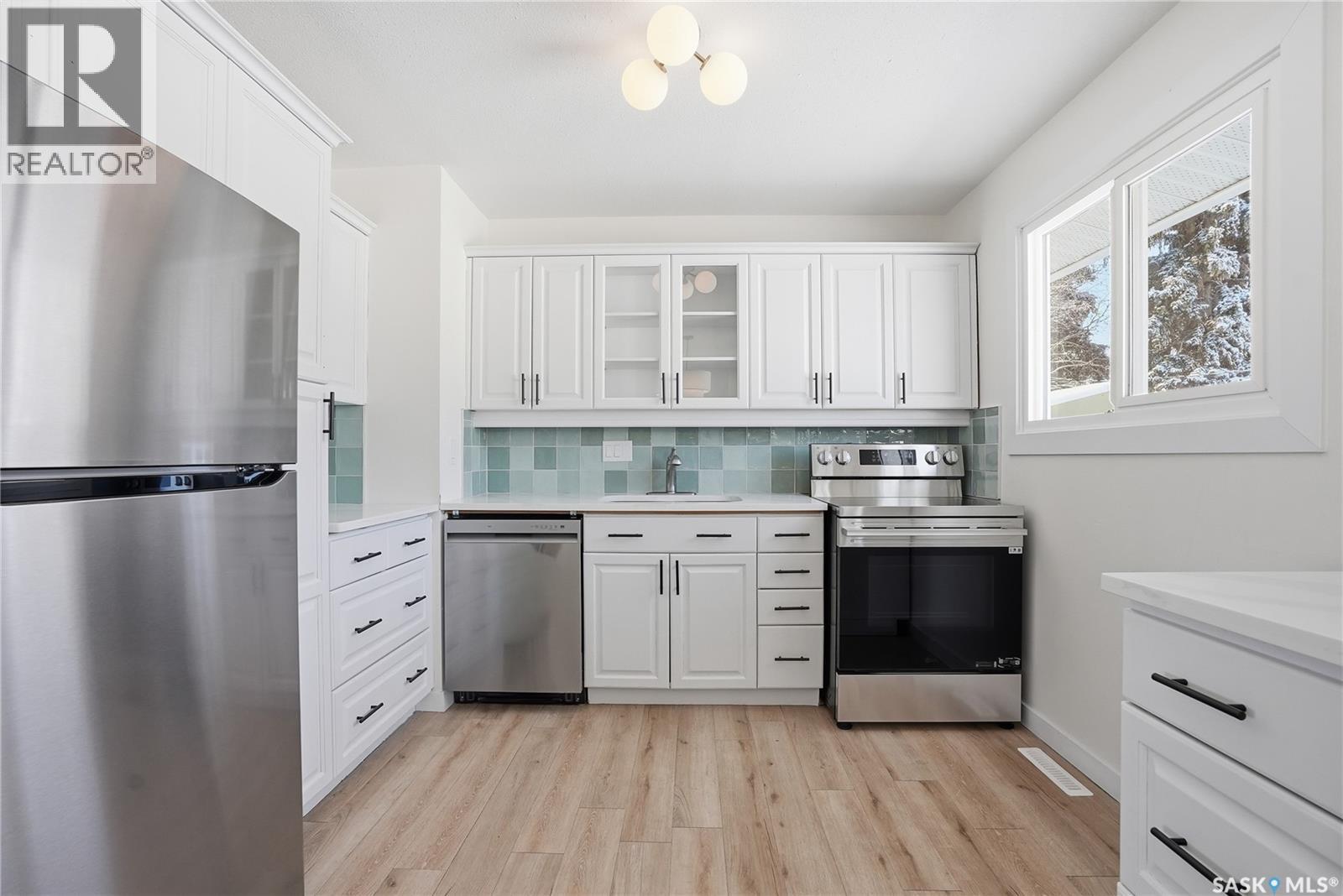 421 X Avenue N, Saskatoon, Saskatchewan  S7L 3K1 - Photo 6 - SK030286