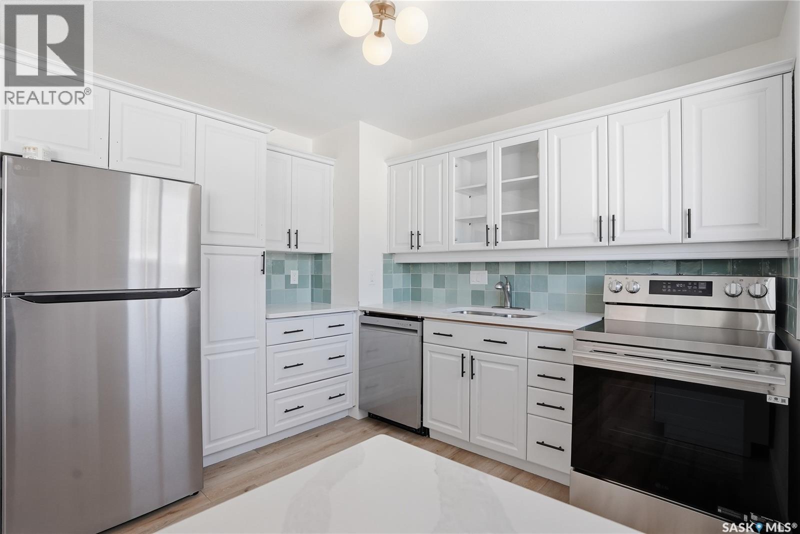 421 X Avenue N, Saskatoon, Saskatchewan  S7L 3K1 - Photo 8 - SK030286