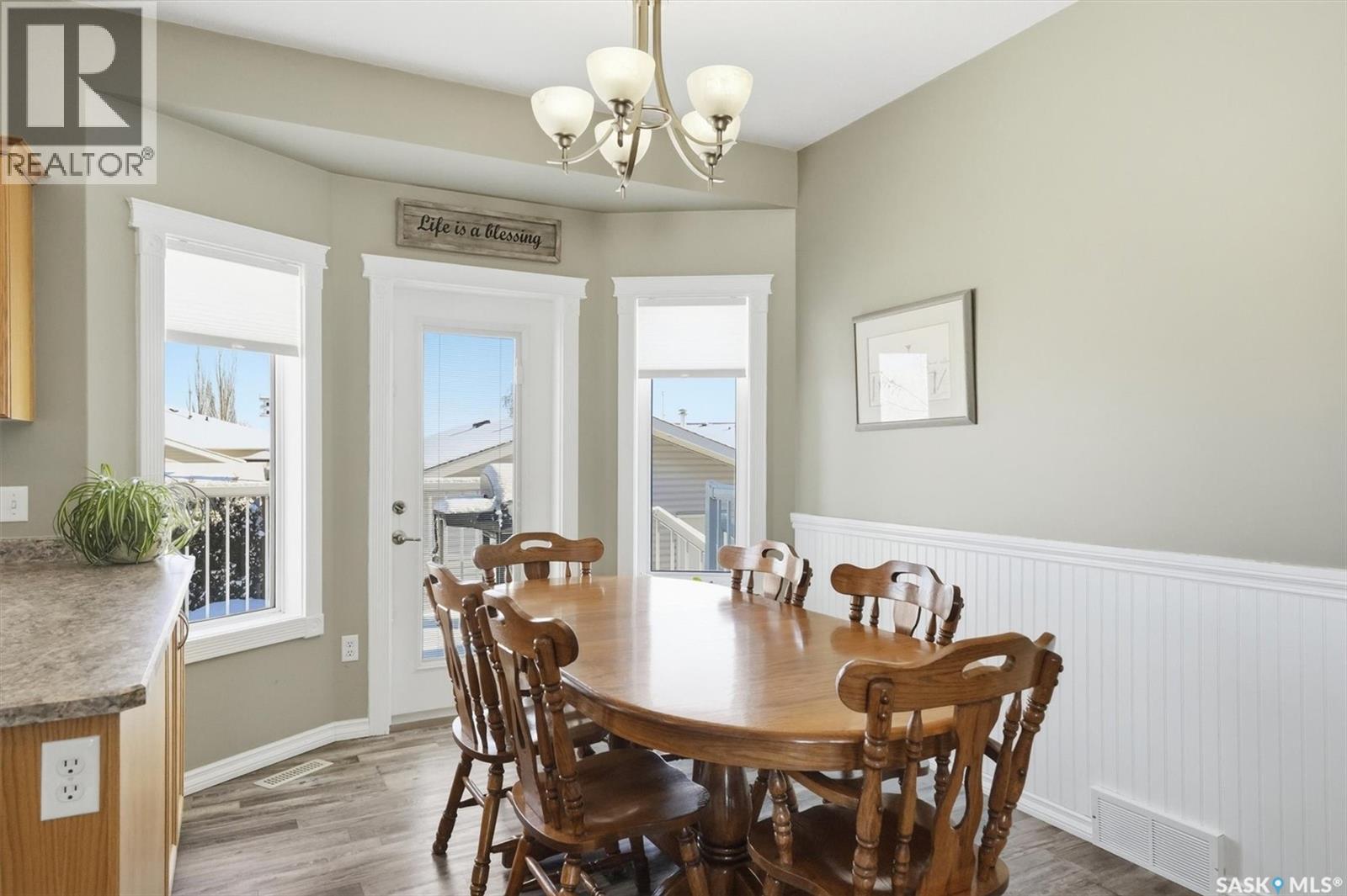 413 Bendel Crescent, Martensville, Saskatchewan  S0K 2T2 - Photo 12 - SK030011