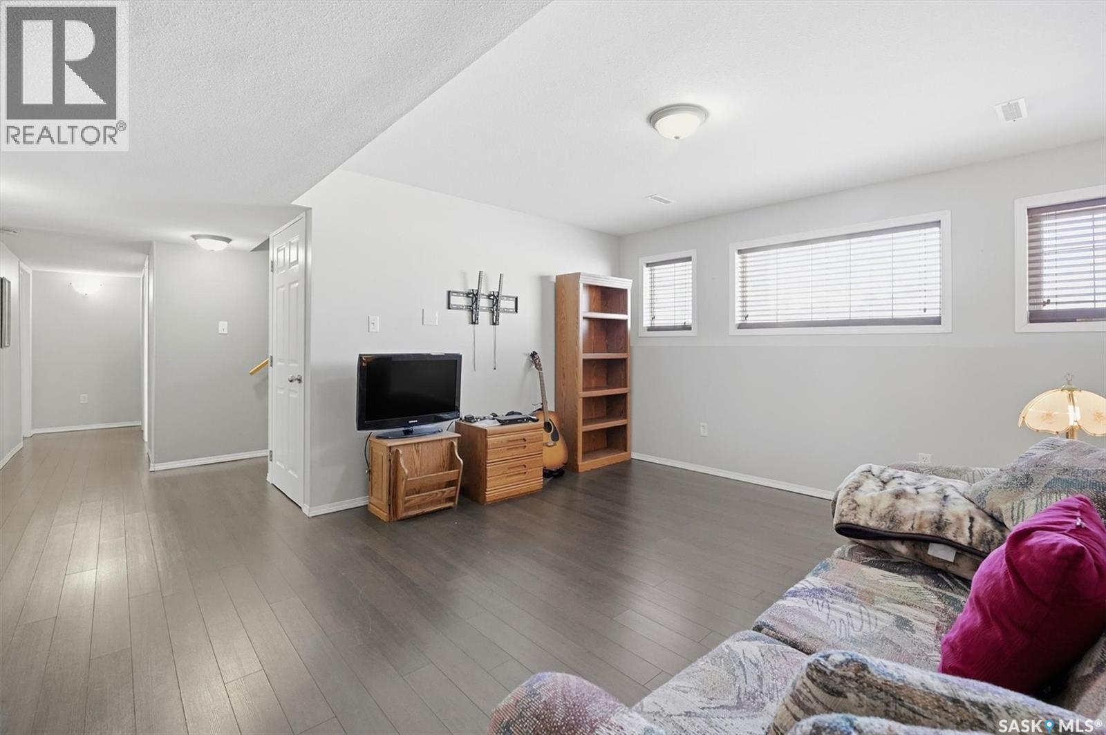 413 Bendel Crescent, Martensville, Saskatchewan  S0K 2T2 - Photo 28 - SK030011