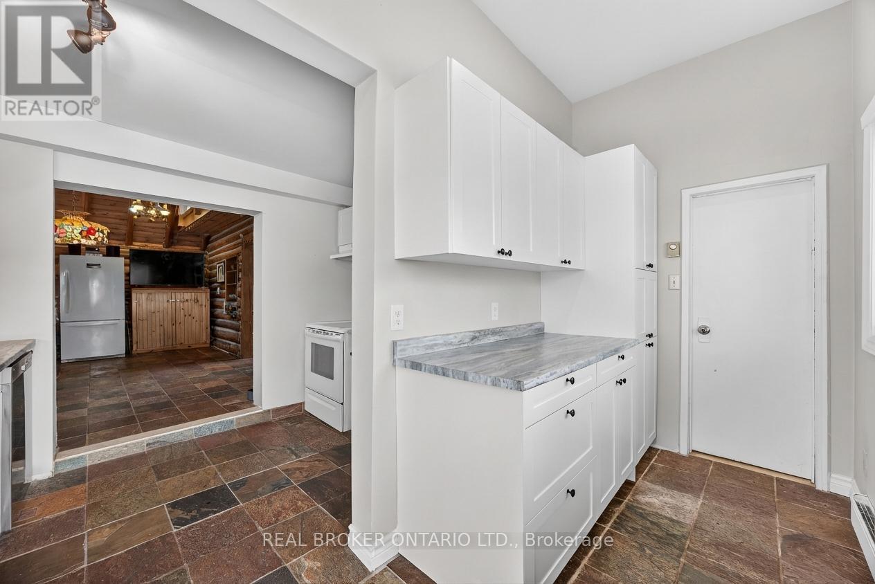 1866 Tay Bay Road, Severn, Ontario  L0K 1E0 - Photo 12 - S12875482